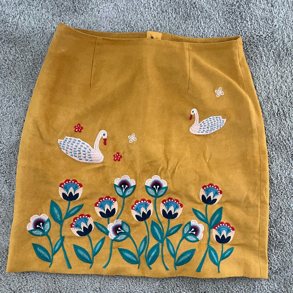 Lyn Around Embroidered Mini Skirt